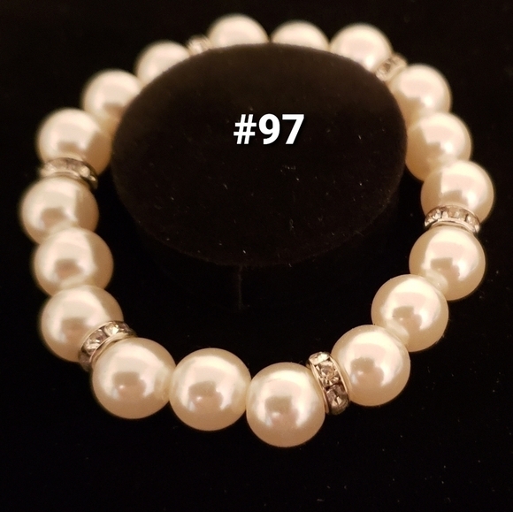 𝅺BRACELETS - Picture 8 of 10